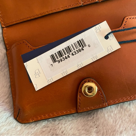 Dooney & Bourke Slim Phone Case in White ZR022 NWT - Picture 11 of 15